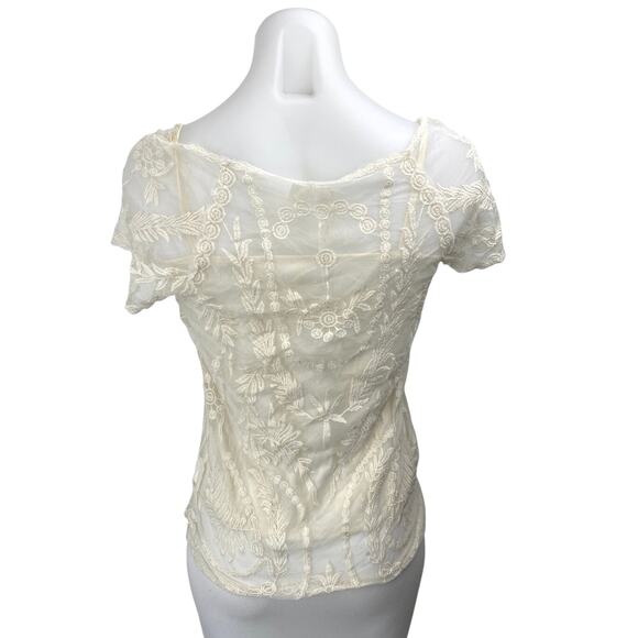 Adiva Women's White Floral Embroidered Lace Overlay Short Sleeve Bloue Top Sz S - Picture 2 of 4